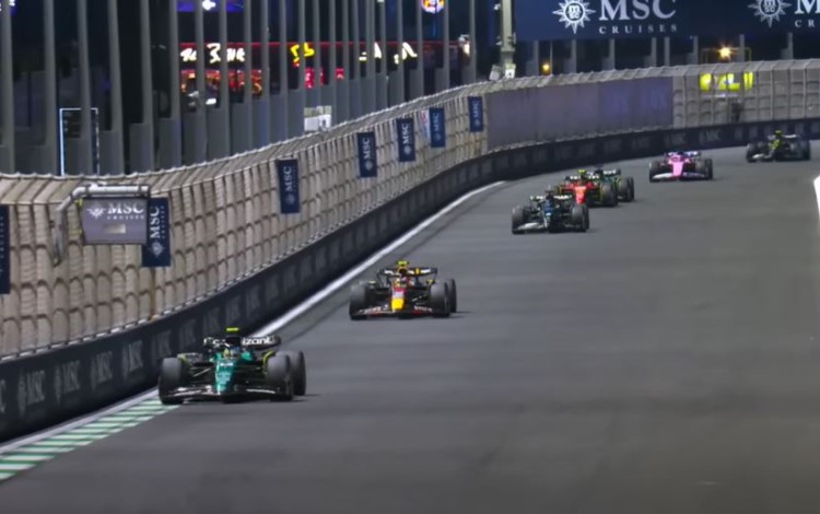 Fernando Alonso tercero en Arabia Saudi