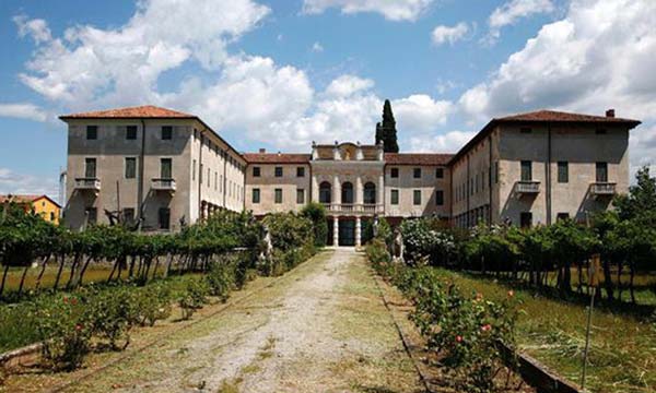 villa constanza italy