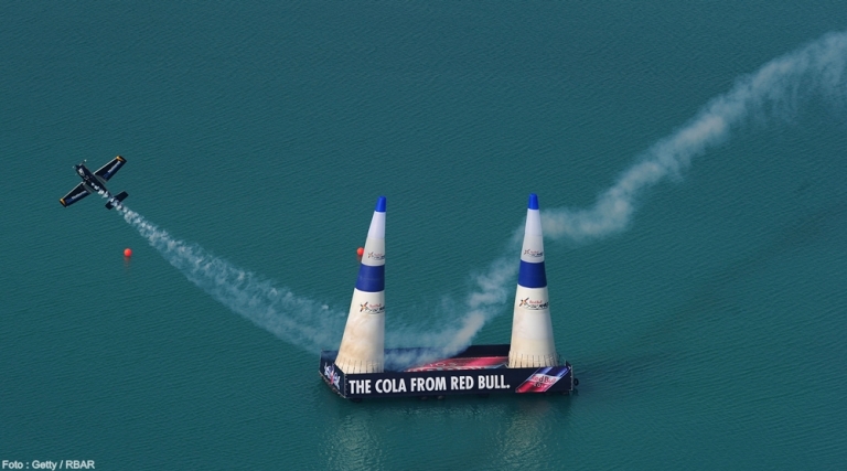 Alejandro MacLean, Piloto Red Bull Air Race