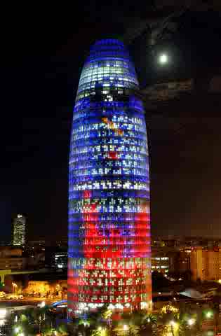 torre agbar lujo