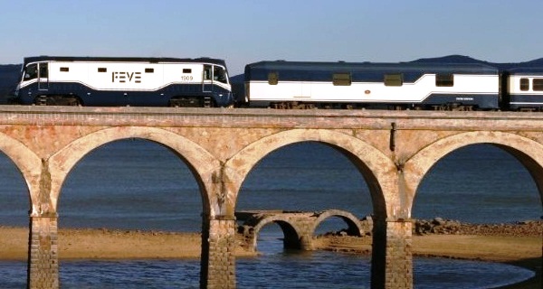 fotos de trenes de lujo: el transcantabrico