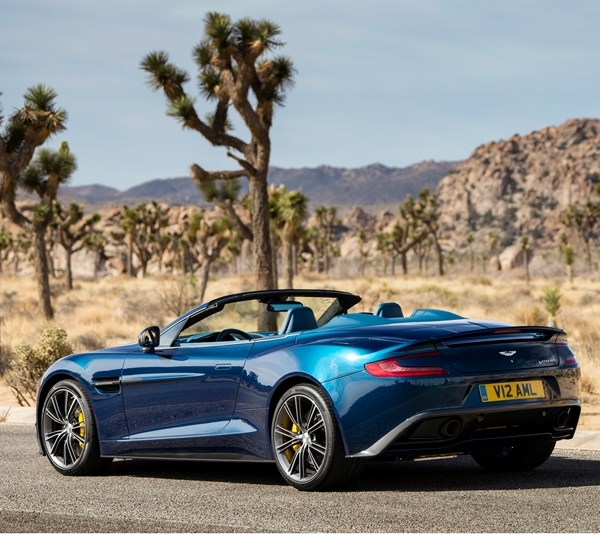 Aston Martin Vanquish Volante 2013