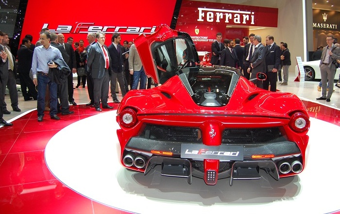 ferrari salon ginebra