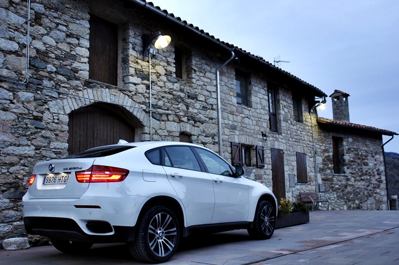 BMW X6 M50d - fotografia: www.luxury360.es