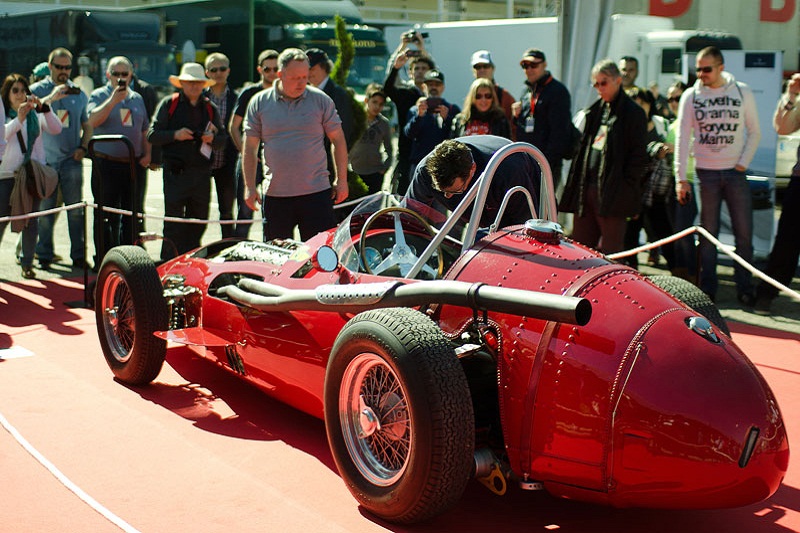 Maserati - Espiritu de Montjuic - Fotografia: www.luxury360.es