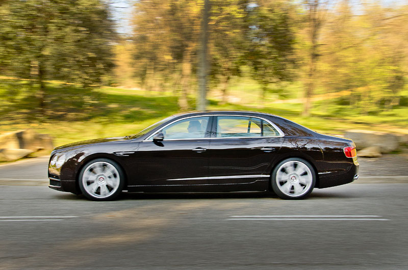 Bentley Flying Spur V8 - fotografia:www.luxury360.es