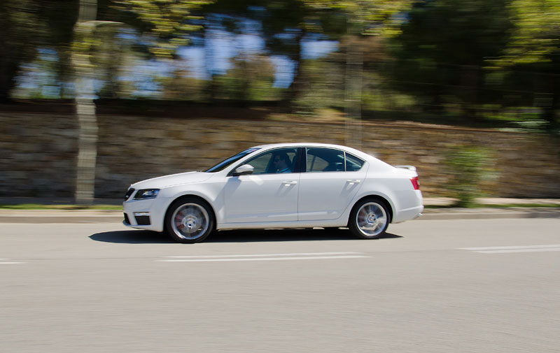 Skoda Octavia RS 2.0 TDI 184 CV DSG - Fotografia: www.luxury360.es