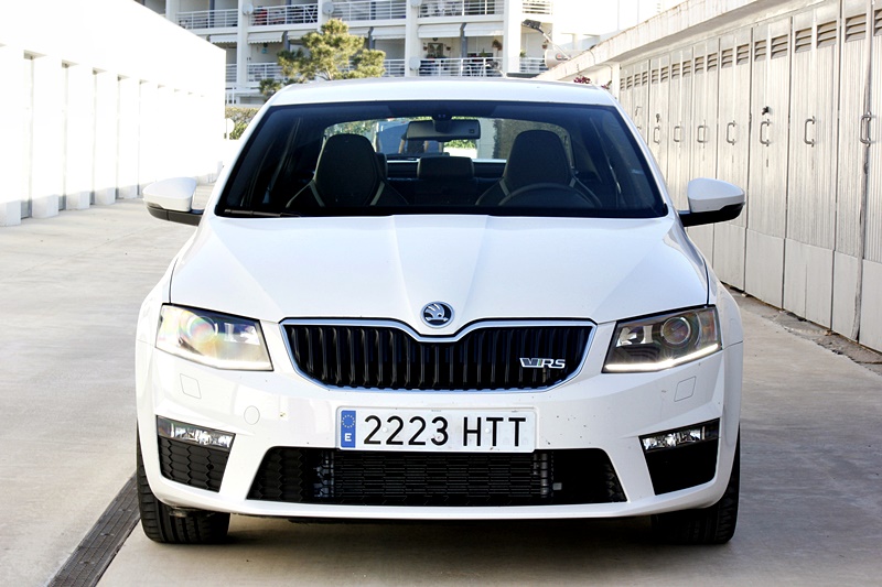 Skoda Octavia RS 2.0 TDI 184 CV DSG - Fotografia: www.luxury360.es