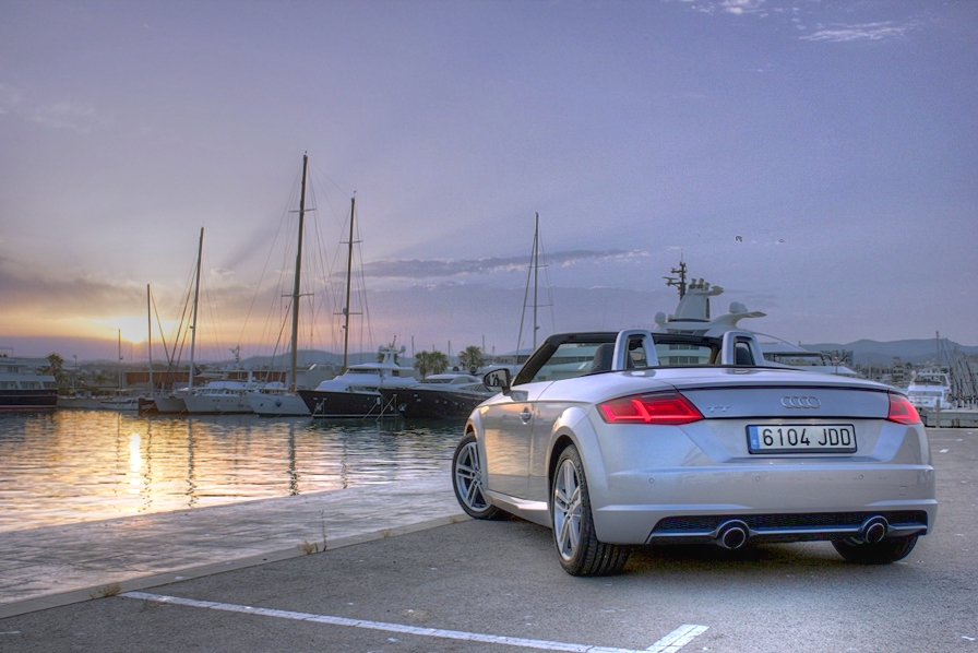 Audi TT roadster - foto: www.luxury360.es