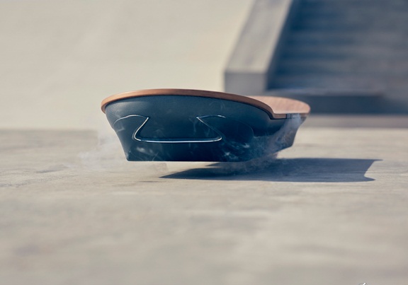 Lexus Hoverboard, aeropatín o monopatín volador 