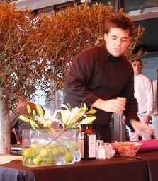 Showcooking chef Billy Baroja en el restaurante Opium Barcelona