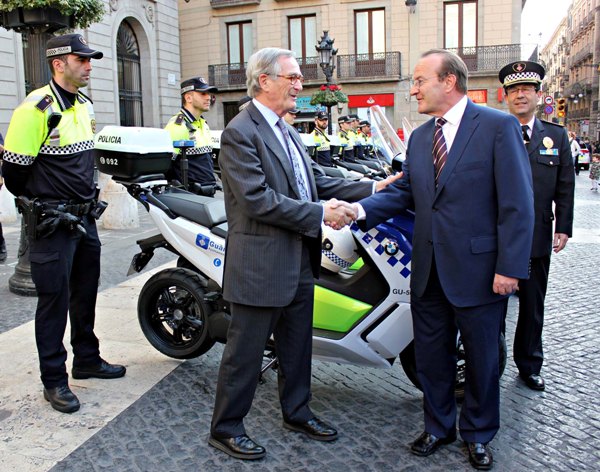 Xavier Trias (Alcalde de Barcelona) y Guenther Seemann (Presidente de BMW Group España)