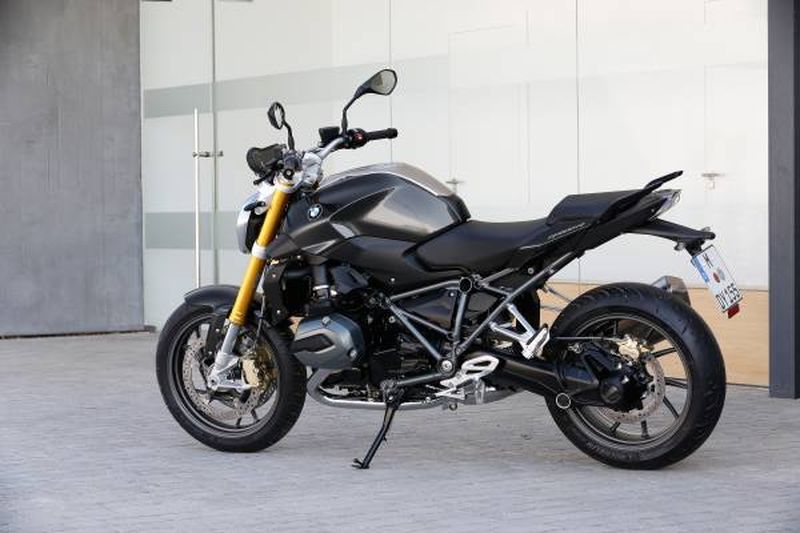 BMW R1200R