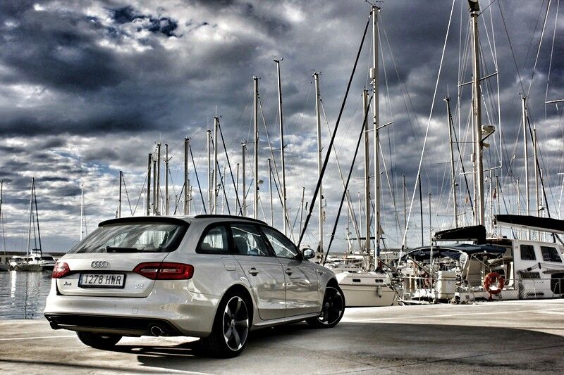 Audi A4 Avant 3.0 TDI quattro S tronic - foto: www.luxury360.es