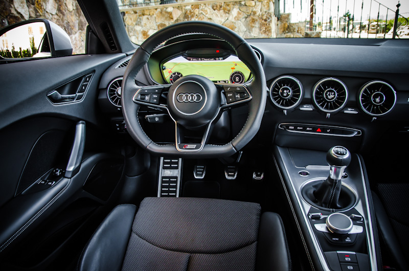 Foto audi tt 2.0 tdi - www.luxurynewsmagazine.com