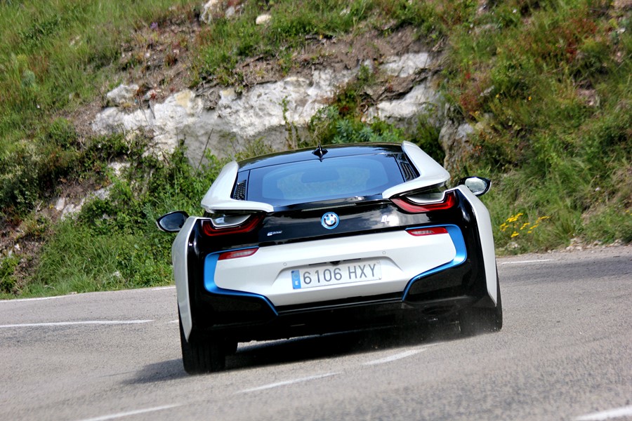 BMW i8 - Foto: www.luxury360.es