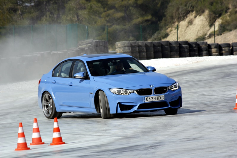 BMW M3 - Luxurynews pruebas de coches