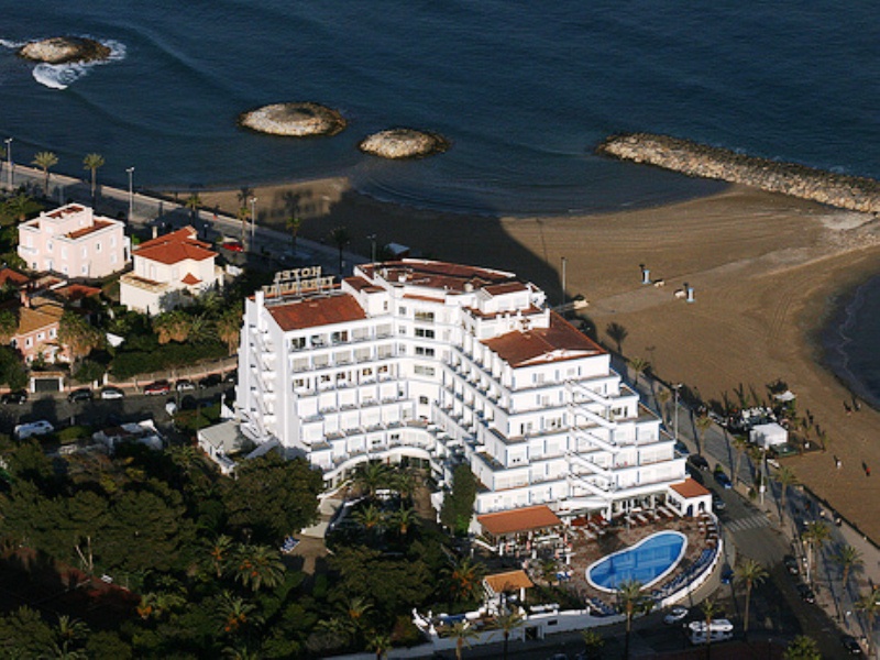 ME Sitges - Hotel Resort