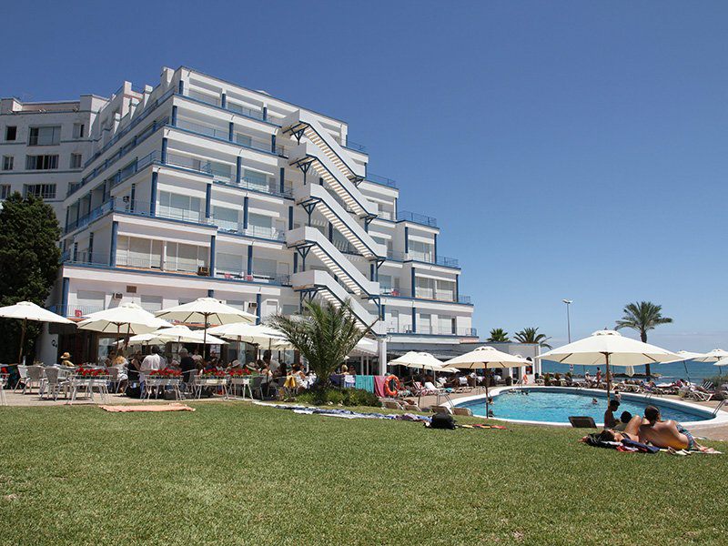 ME Sitges - Hotel Resort