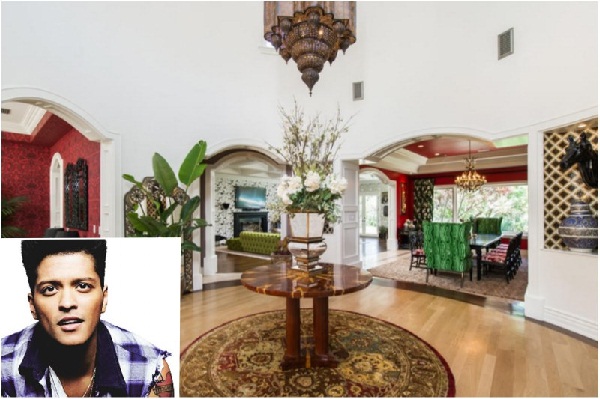 Casas de famosos: Bruno Mars