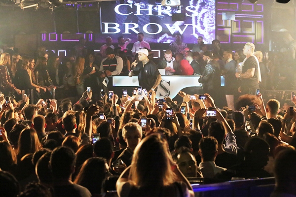 Chris Brown - Sutton - Barcelona