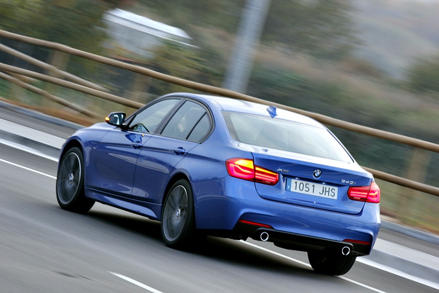 BMW 340i xDrive - foto: www.luxurynewsmagazine.com