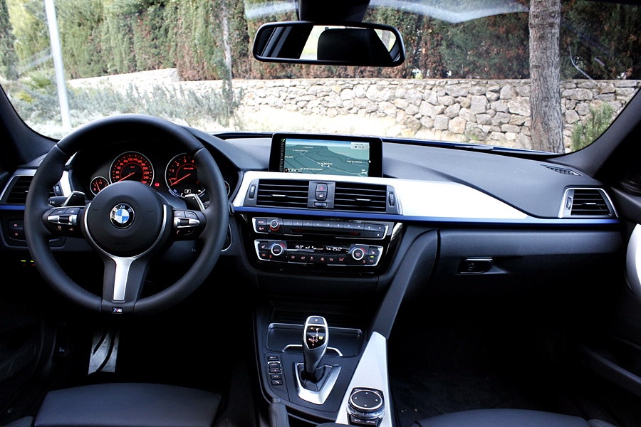 BMW 340i xDrive - foto: www.luxurynewsmagazine.com