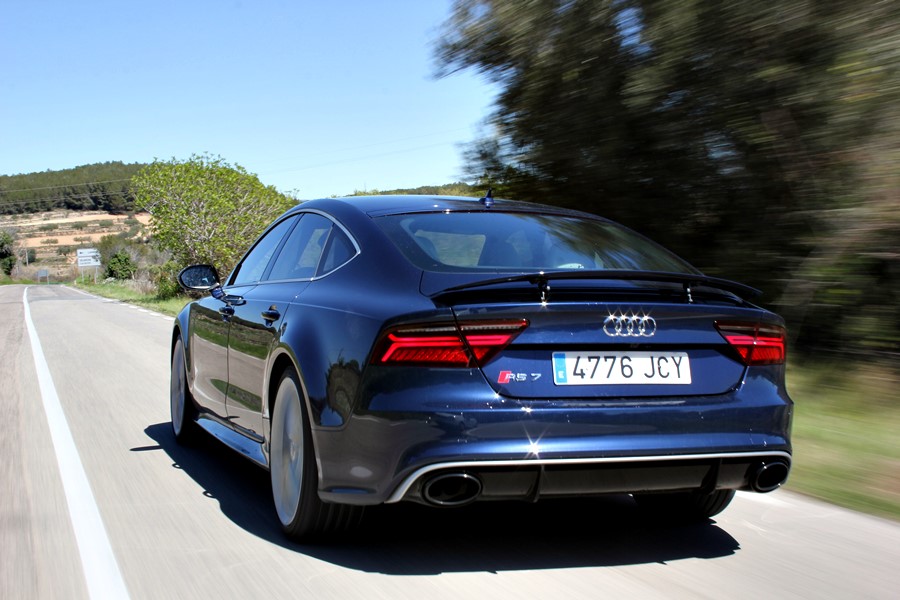 Audi RS7 Sportback - Foto: www.luxurynewsmagazine.com