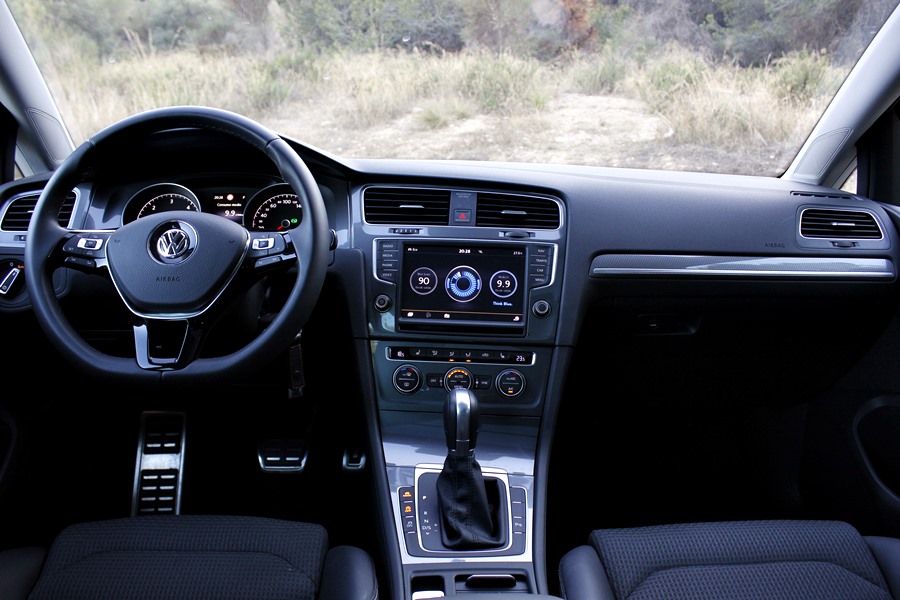 Volkswagen Golf Alltrack 2.0 TDI 184 CV - Foto: www.luxurynewsmagazine.com