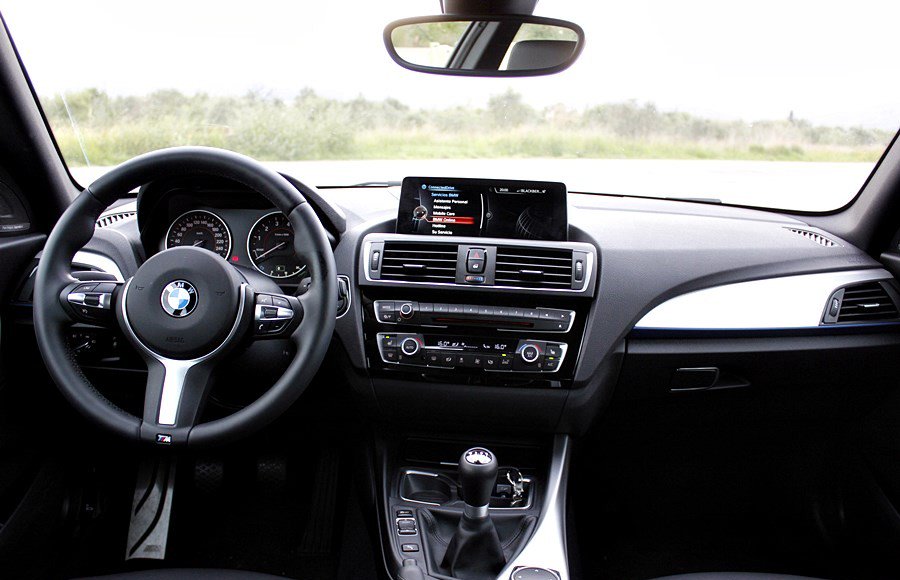 BMW M135i - foto: luxurynewsmagazine.com