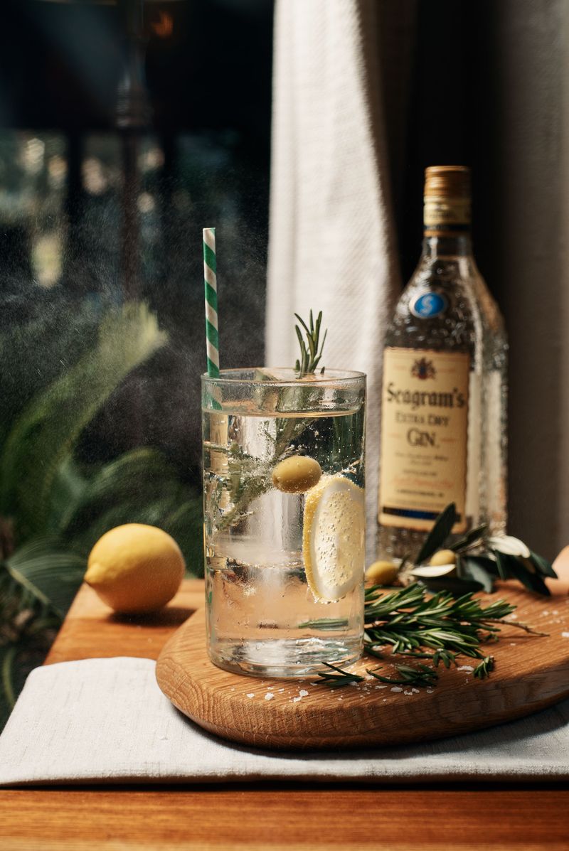 Cóctel Garden Tonic