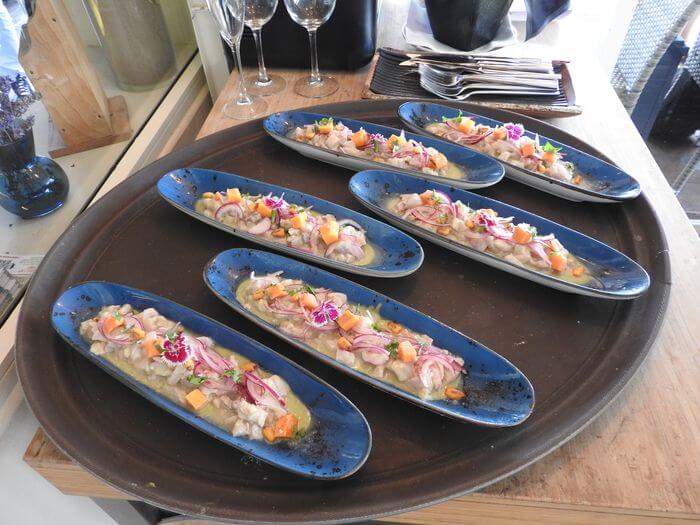 Ceviche de corvina con boniato y maíz cancha tostado