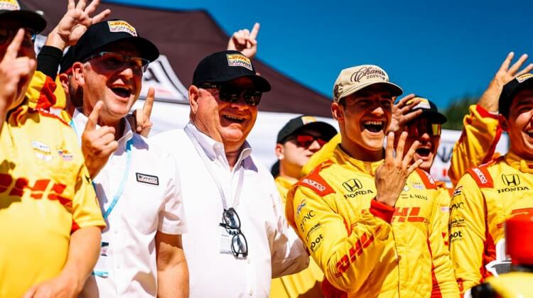 Chip Ganassi Racing (CGR) extiende su increíble racha de títulos con la magia de Alex Palou Chip Ganassi Racing (CGR) extiende su increíble racha de títulos con la magia de Alex Palou