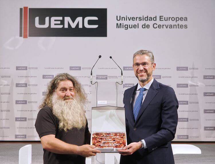 Raúl Pérez, Premio Fundación UEMC por toda una vida dedicada al vino