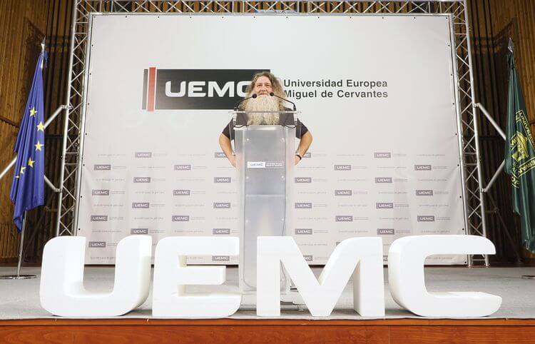 Raúl Pérez, Premio Fundación UEMC por toda una vida dedicada al vino