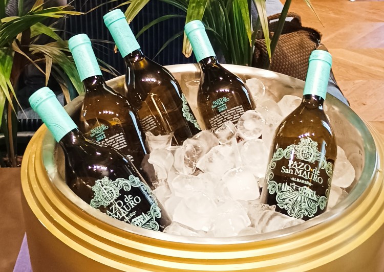 Pazo San Mauro, Albariño, D.O. Rias Baixas Pazo San Mauro, Albariño, D.O. Rias Baixas