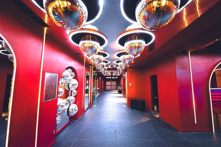 Sutton Barcelona Sala de fiestas