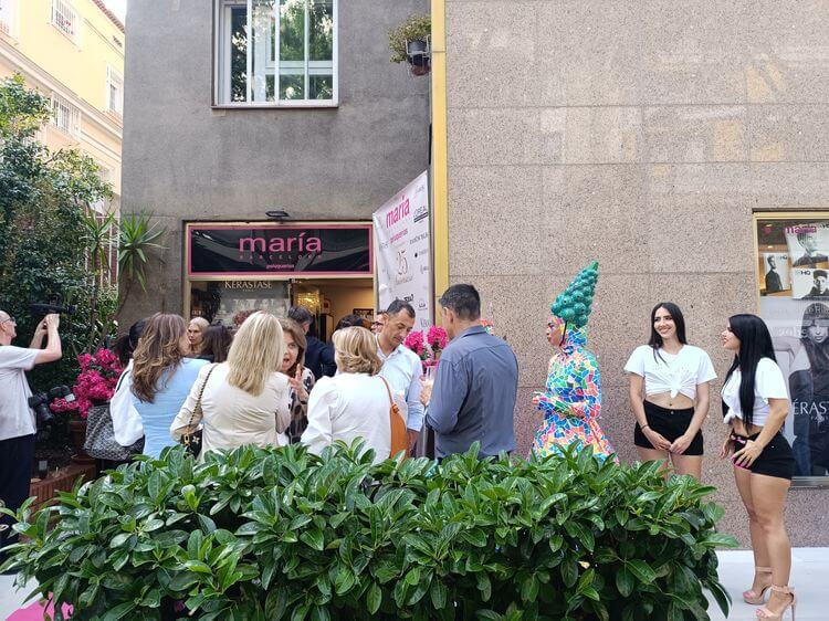 María López celebra el aniversario del emblemático Salón de Belleza Bonanova