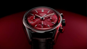 RELOJ TAG HEUER CARRERA RED DIAL