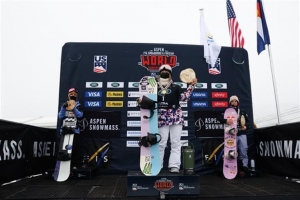 Queralt Castellet bronce en el halfpipe de los Mundiales FIS en Aspen