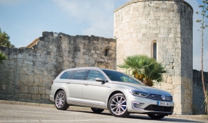 Probamos al electrizante Volkswagen Passat Variant GTE