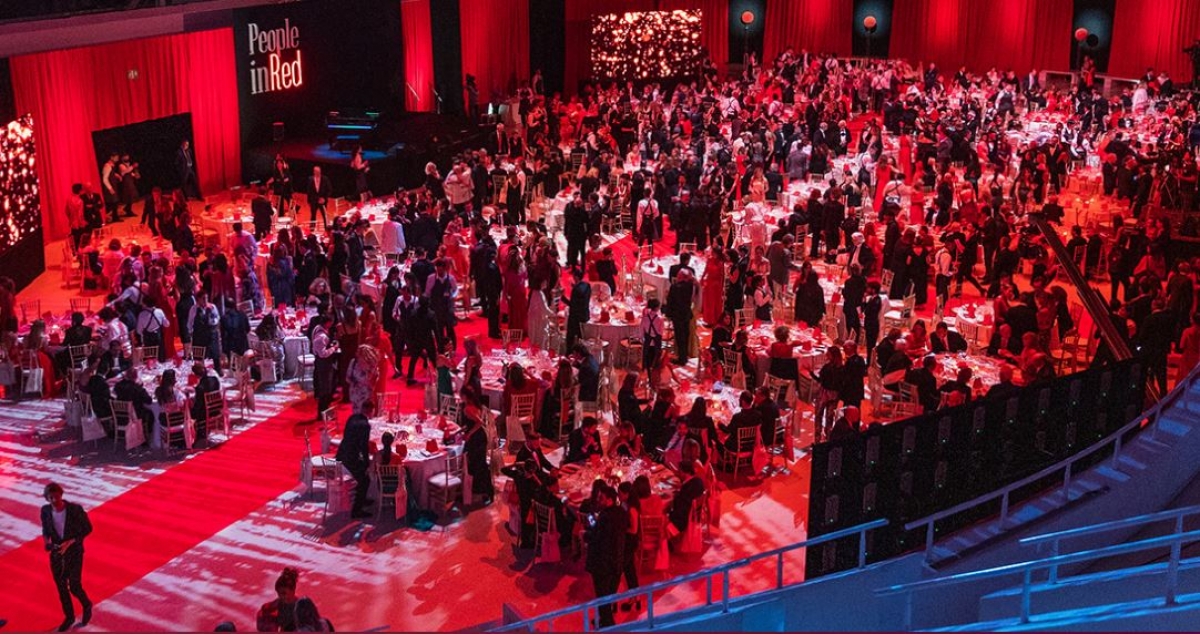 Gala solidaria People in Red Barcelona