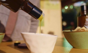 Mercado del aceite nuevo en Barcelona, ​​la gran fiesta del aceite de oliva temprano