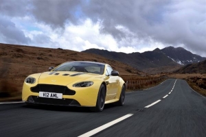 Aston Martin Vantage V12 S