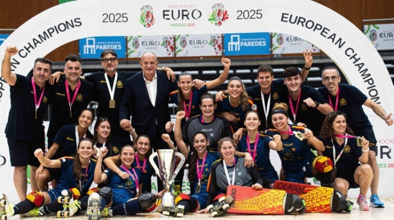 La selección femenina de hockey patines se proclama campeona de Europa