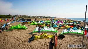 El MINI Kitesurf Tour Europe (KTE) corona en Castelldefels a los campeones en Freestyle y Racing de 2013