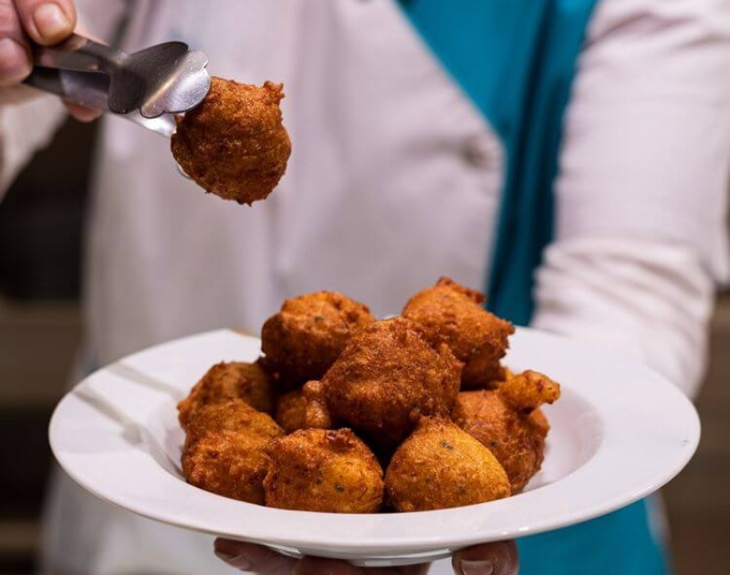 El Gremi de Bacallaners de Catalunya nos presenta los platillos que ofrecerá en el Festival Cruïlla Barcelona