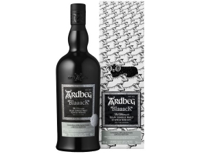 Ardbeg Blaaack, un whisky envejecido en barricas de Pinot Noir