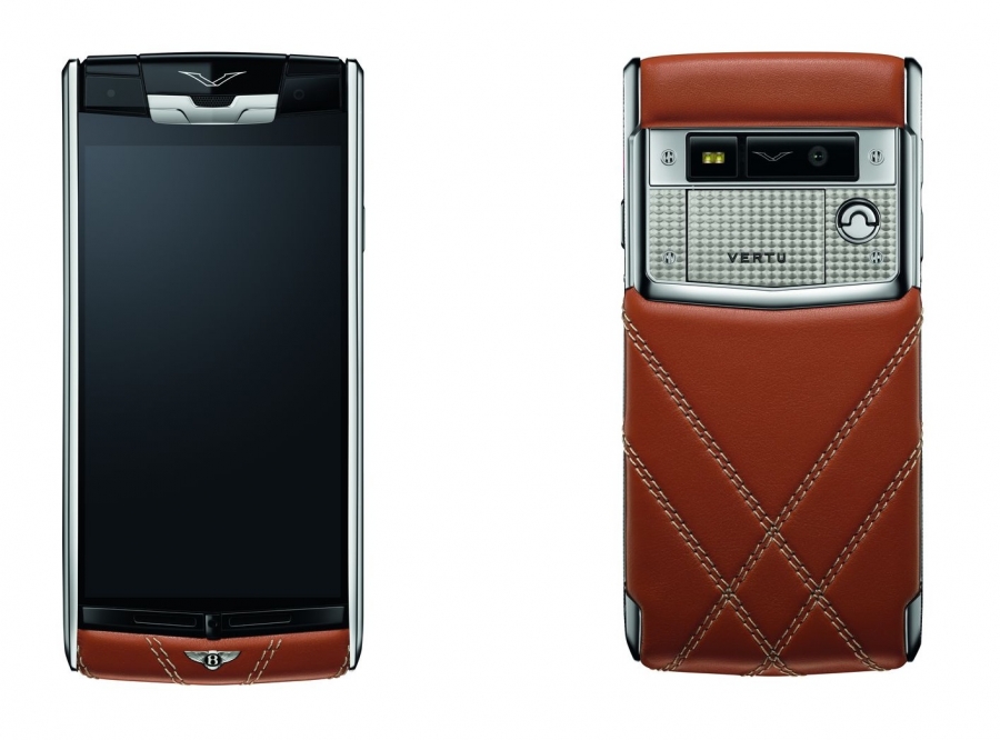 Vertu y Bentley conectan con un smartphone de edición especial