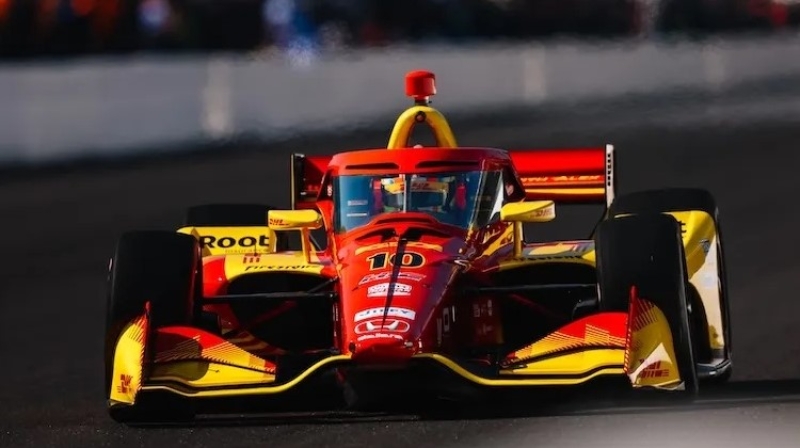Alex Palou finaliza segundo, por detrás de Kyle Kirkwood en Long Beach